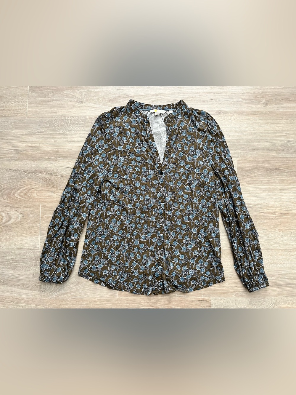 Boden Women's Olive Green Floral V-Neck Long Sleeve Blouse - Size 4